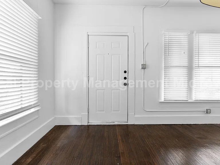 813 May St #2 — Photo 8