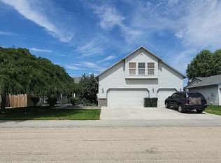 172 E Harris Hawk Dr, Kuna, ID 83634