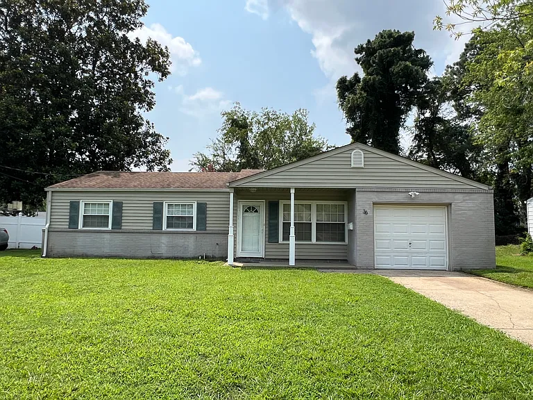36 Deerfield Blvd — Photo 1