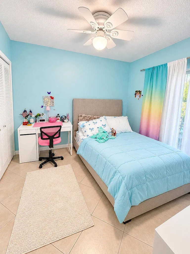 3 bed, 1332 sqft, $3,400 — Photo 3