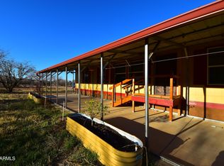 6627 S Veterans Ln, Hereford, AZ 85615