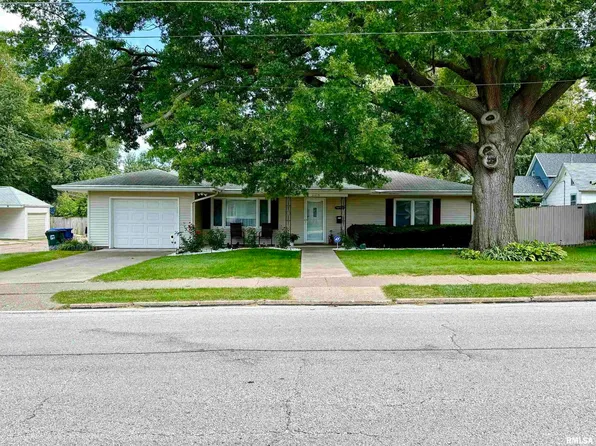 2015 Washington St, Davenport, IA 52804