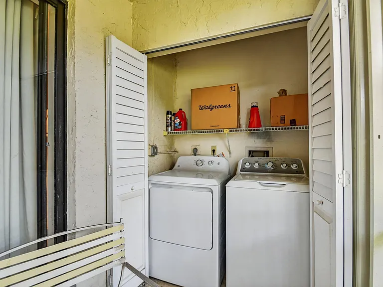 9810 Pineapple Tree Dr #103 — Photo 15
