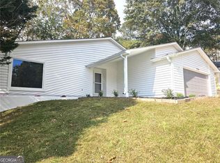 10085 Old Woodland Entry, Johns Creek, GA 30022