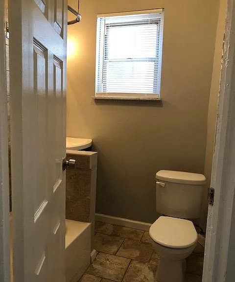 2603 S Alder St — Photo 14