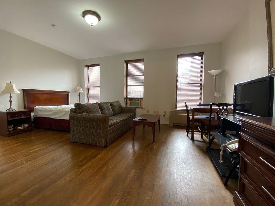 1st image of 159 W 71st St APT 3B