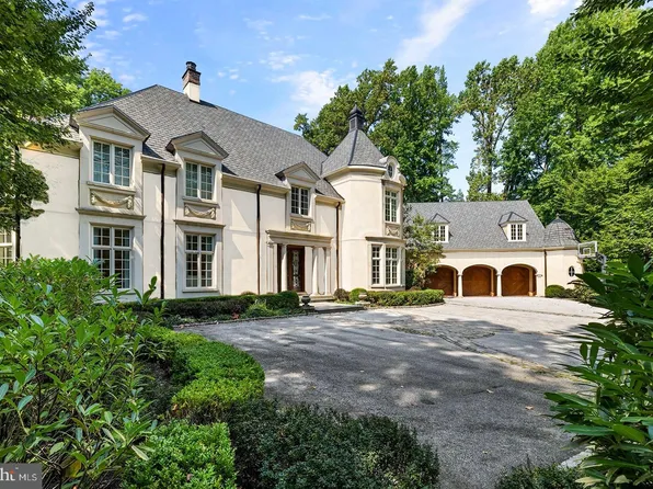 726 John Barry Dr, Bryn Mawr, PA 19010