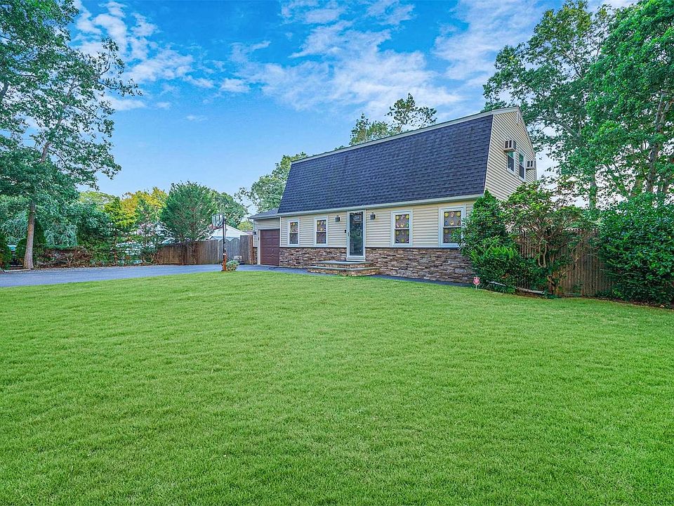 92 Moriches Middle Island Rd, Shirley, NY 11967 MLS 3424983 Zillow
