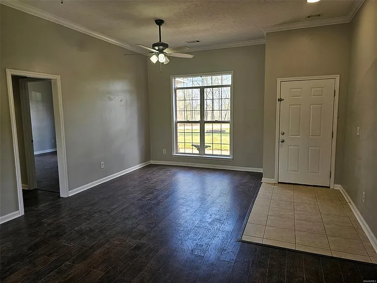 2563 Mitchell Creek Rd — Photo 4