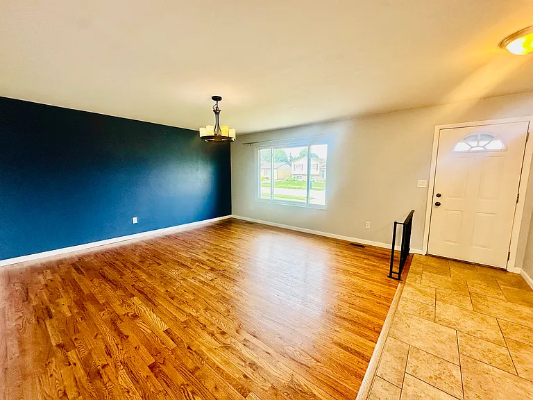 39326 Roland Dr — Photo 4