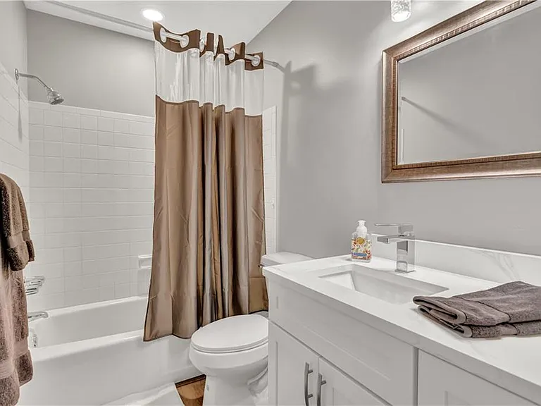 2800 Indian River Blvd #G8 — Photo 18