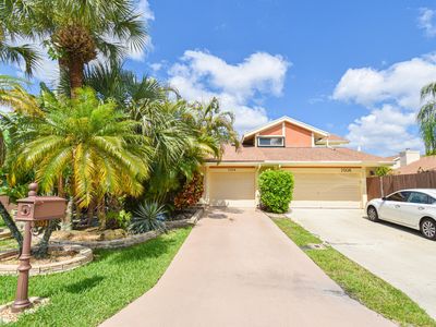 7504 Sierra Drive E, Boca Raton, FL, 33433