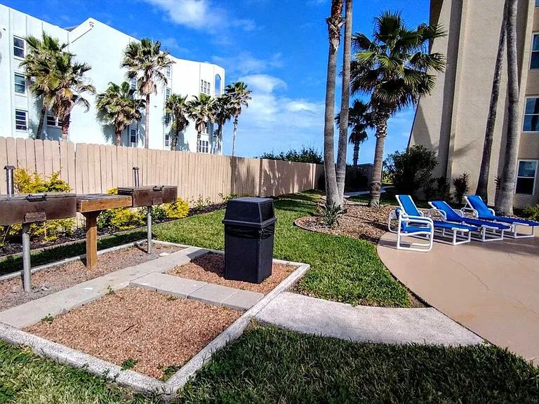 2216 Gulf Blvd #ID1255573P — Photo 9