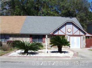 7040 Heather Oaks Dr, Pensacola, FL 32506