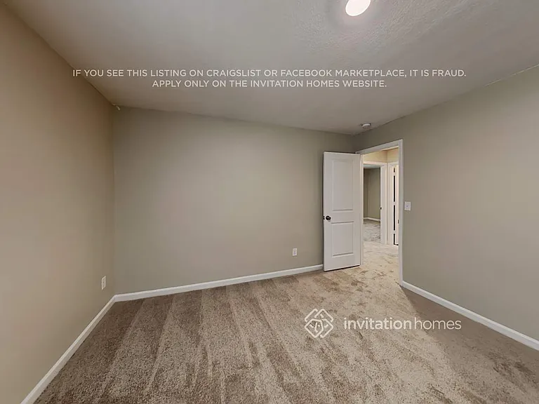 407 Vermeer Ct — Photo 15