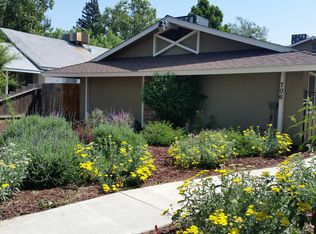 706 S Watson St APT D, Visalia, CA 93277