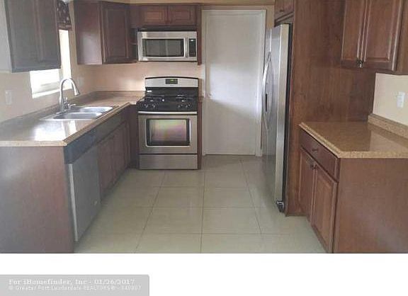 2nd image of 3341 NE 15th Ave