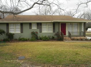 1309 Sloan St, Taylor, TX 76574