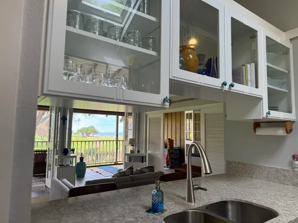 100 Lio Pl #I1, Maunaloa, HI 96770