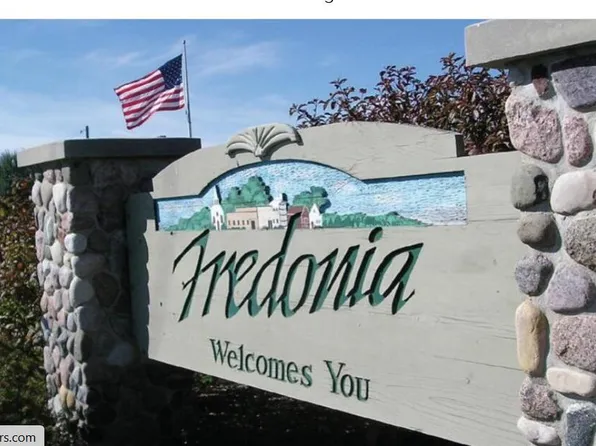 Lt 80 GLENDALE ROAD, Fredonia, WI 53021