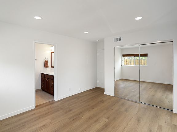 4th image of 25916 Robin Cir