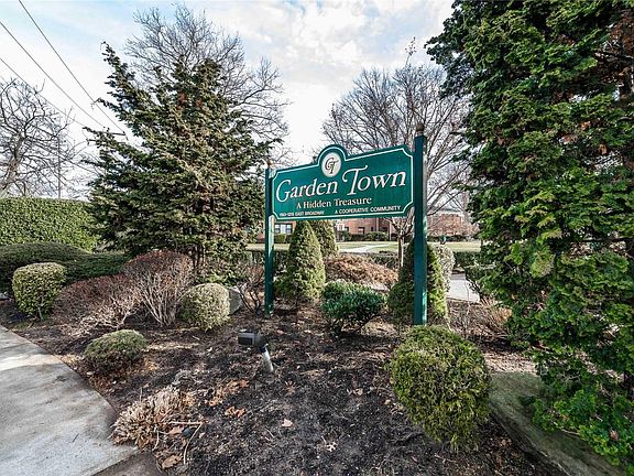 2nd image of 1199 E Broadway #23