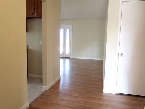 2nd image of 1297 Balsam Way