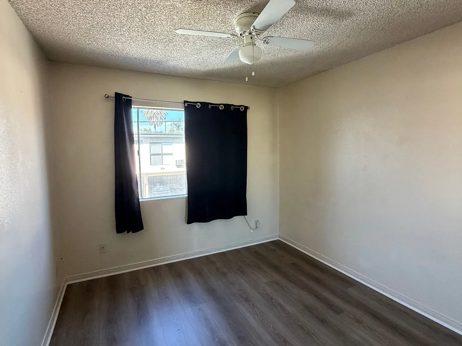 3 bed, $2,995 — Photo 1