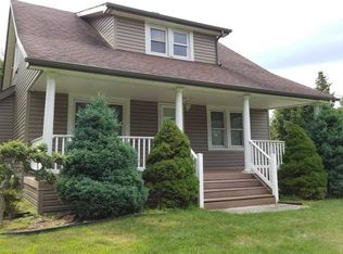 549 Milton Tpke, Highland, NY 12528