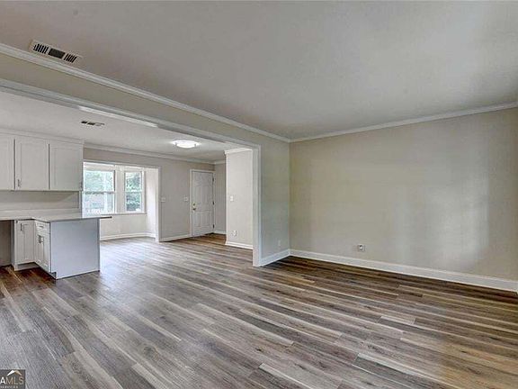 4th image of 85 Georgia Rd