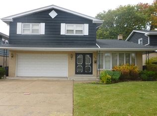 5508 N Paris Ave, Chicago, IL 60656