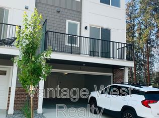 12075 Oceola Rd #1, Lake Country, BC V4V 0A7