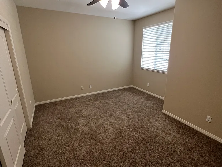 1612 Camino Largo St — Photo 15