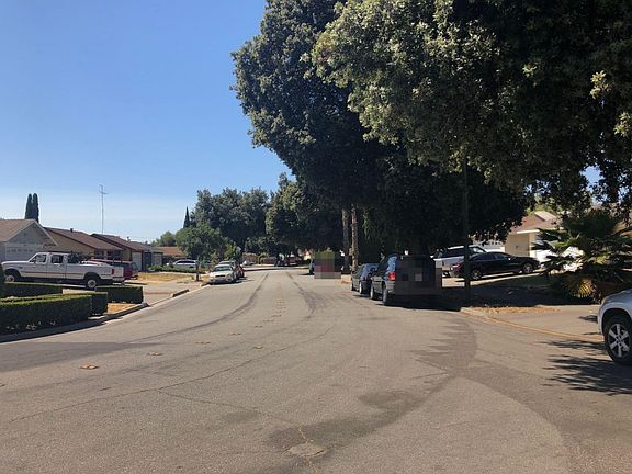 4th image of 2698 Mosswood Dr