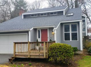 291 Bluebird Dr, Colchester, VT 05446