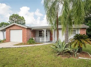 1245 Orangeview Ln, Holiday, FL 34691