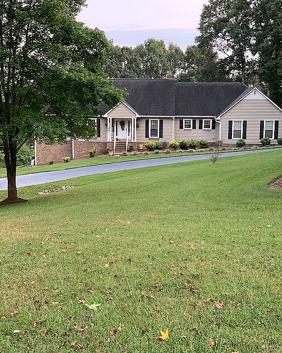 1st image of 868 Rocky Knoll Ln