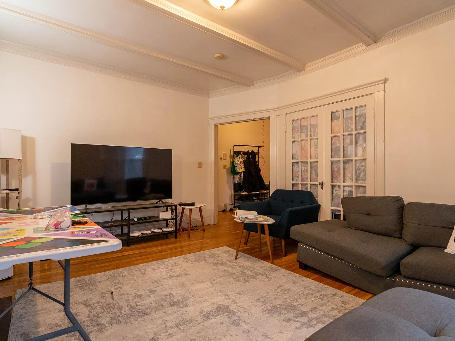 4 bed, 1770 sqft, $5,950 — Photo 2