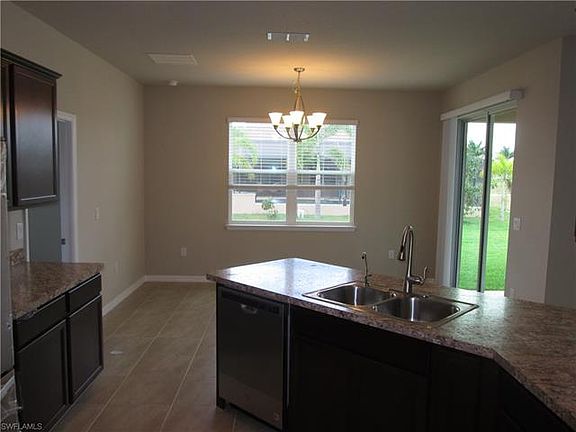 5th image of 3202 NE 14th Ave