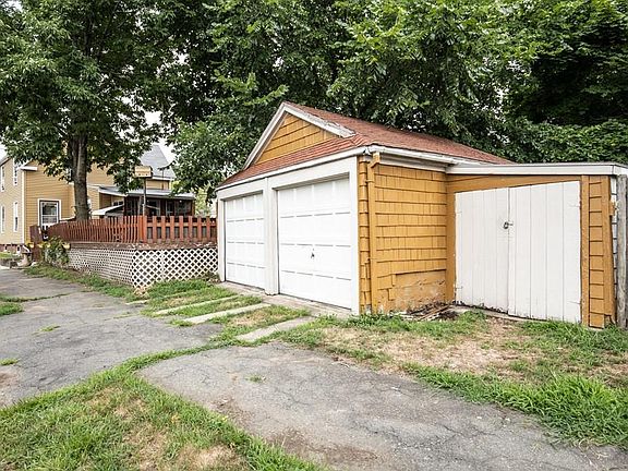 5th image of 256 Euclid Ave