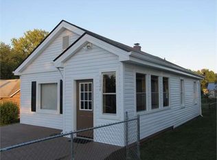 1024 High St, Waynesboro, VA 22980