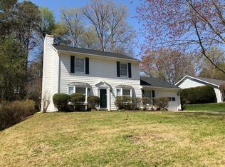 4107 Crabapple Ln, Greensboro, NC 27405