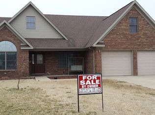 2206 Ruby Ct, Owensboro, KY 42303