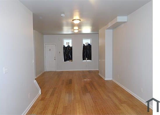 1st image of 5218 Kershaw St