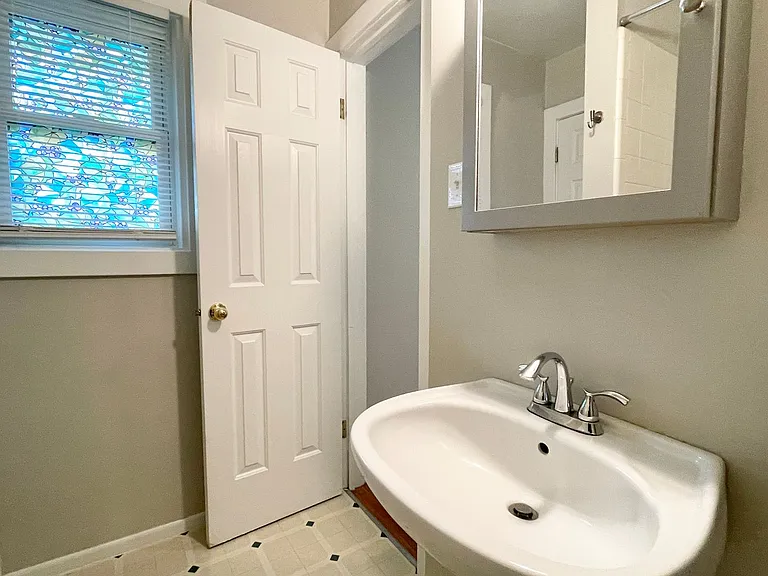 1232 S 300 E — Photo 13