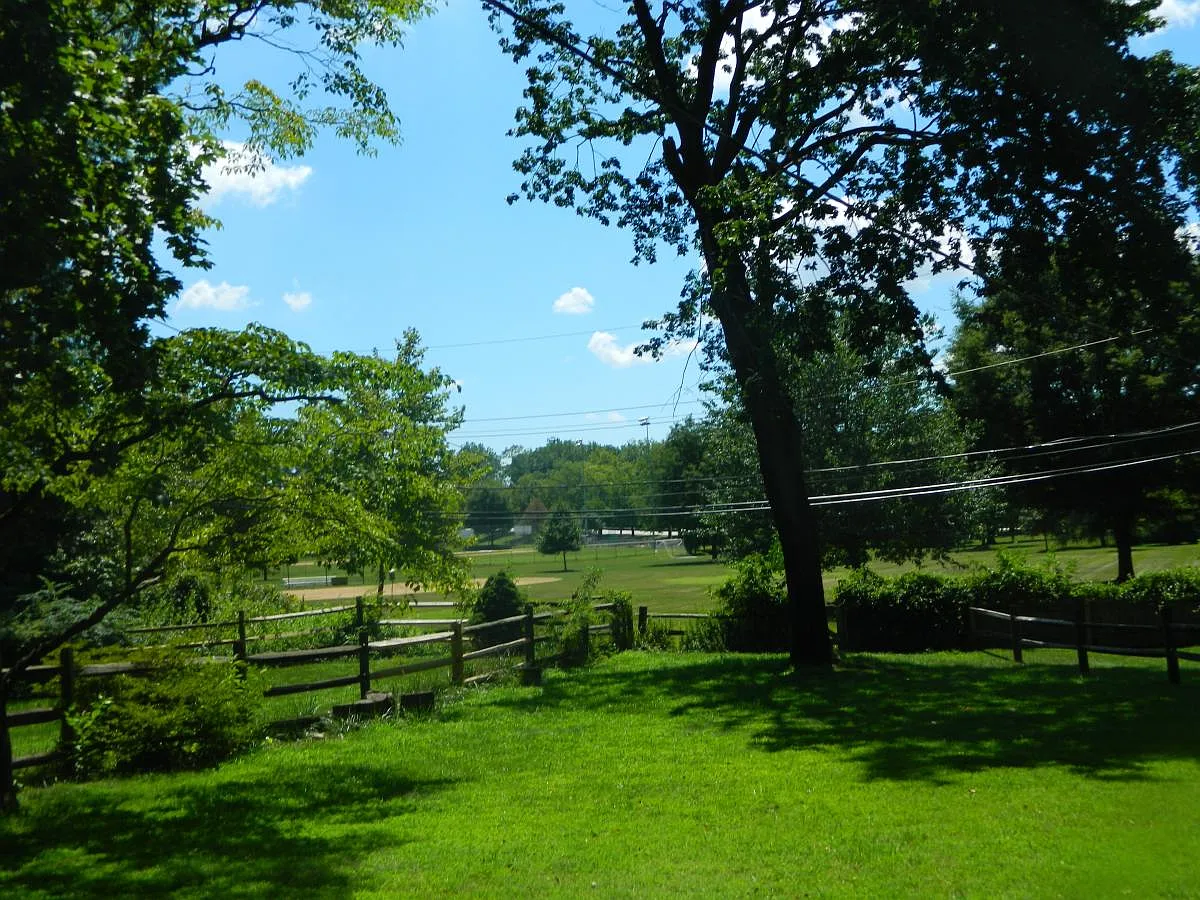 4012 Fairway Road — Photo 4