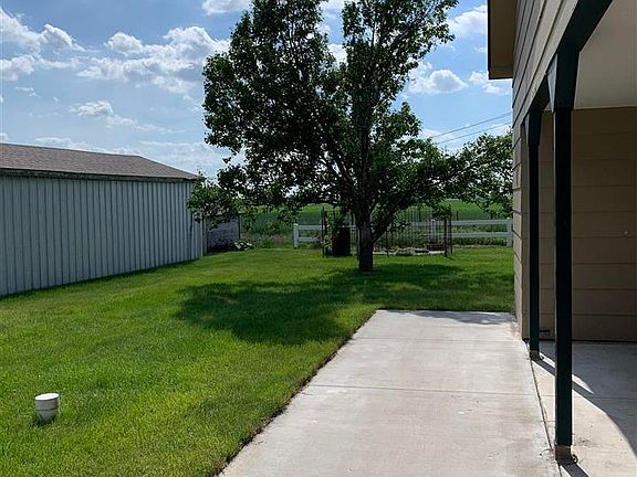 5th image of 75905 Road 424