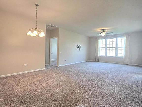4th image of 818 Woodland Dr