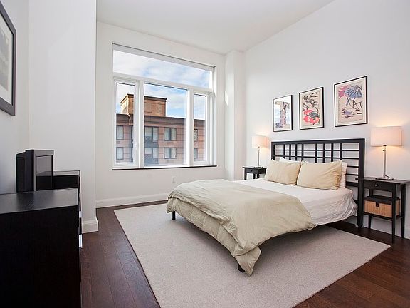 5th image of 70 Little St W #7H