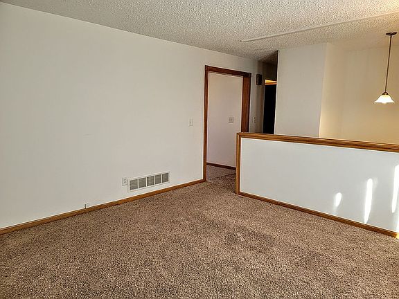 4th image of 1106 13th Ave